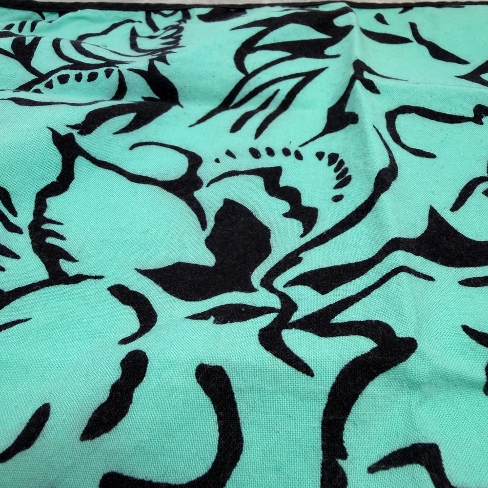 Pier 1 Imports 6 Large Turquoise‎ Black Abstract Floral Dinner Napkins Beachy